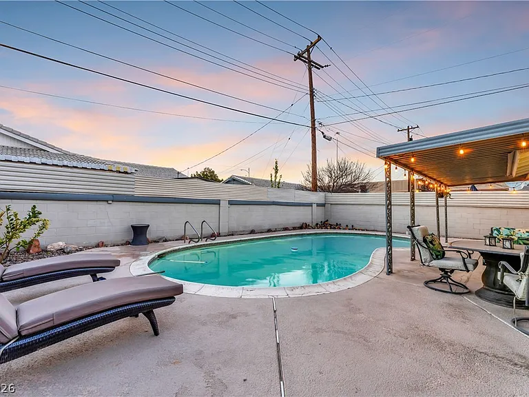 105 Marigold Ln — Photo 31