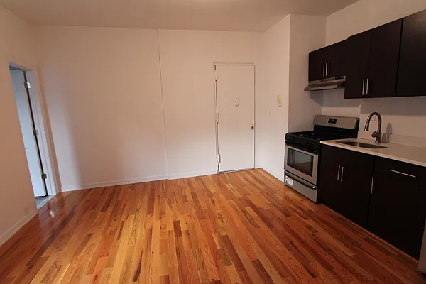 Rented by E and G Realty Group | media 4