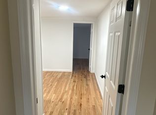 41 Comet Ln FLOOR 1, Levittown, NY 11756