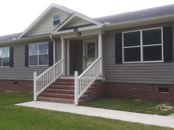 2854 Nahunta Rd, Pikeville, NC 27863