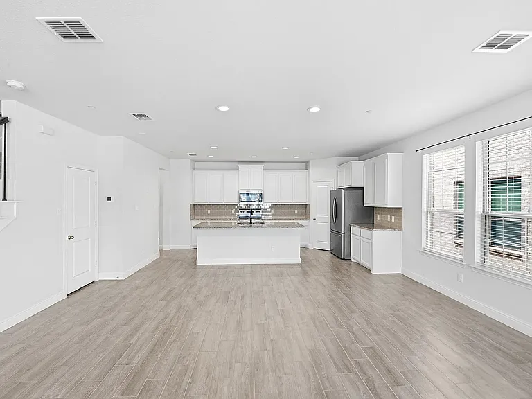 5960 Bursey Rd — Photo 10