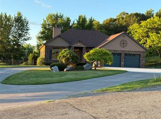 W2328 Highland Dr, Durand, WI 54736