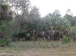2nd image of 618 Magnolia Ave