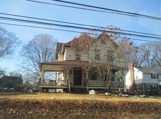 204 E Glenolden Ave, Glenolden, PA 19036