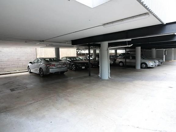 2nd image of 23 N Ellsworth Ave #3