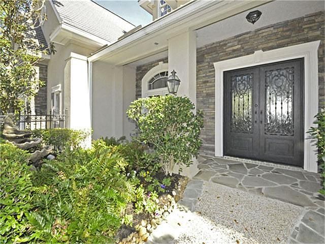 2nd image of 87 N Royal Fern Dr