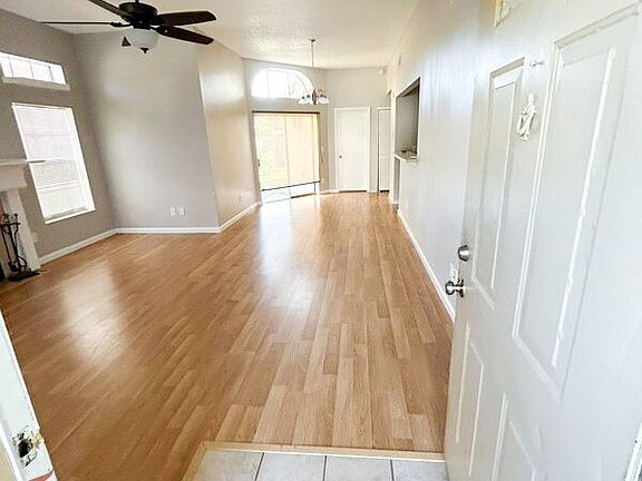 3rd image of 1009 Vannessa Dr #1