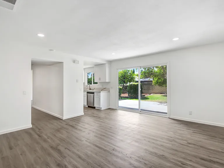 1589 Omalley Ave — Photo 6
