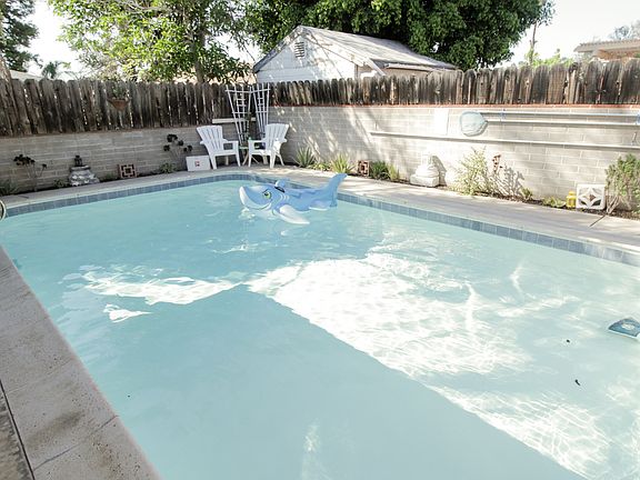 3rd image of 5202 Mandalay Pl