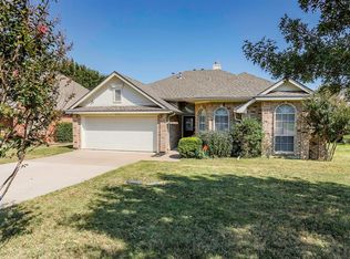 109 Blue Bonnet Cir, Justin, TX 76247