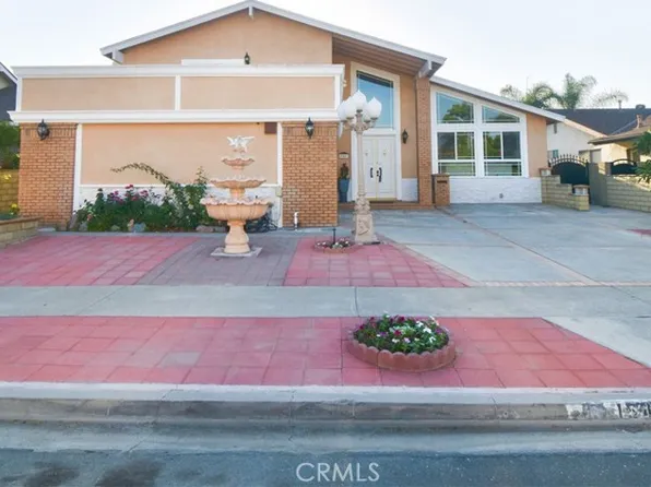 15451 S Maryknoll St, Westminster, CA 92683