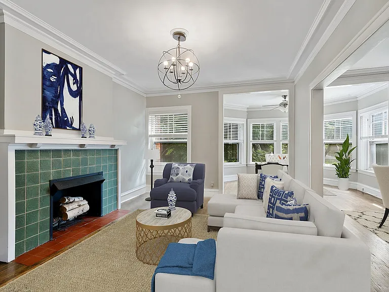 804 Forest Ave #2 — Photo 2