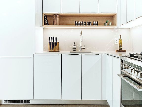 3rd image of 20 Broad St APT 1301