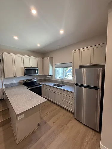 1811 Parrot St Photo 1