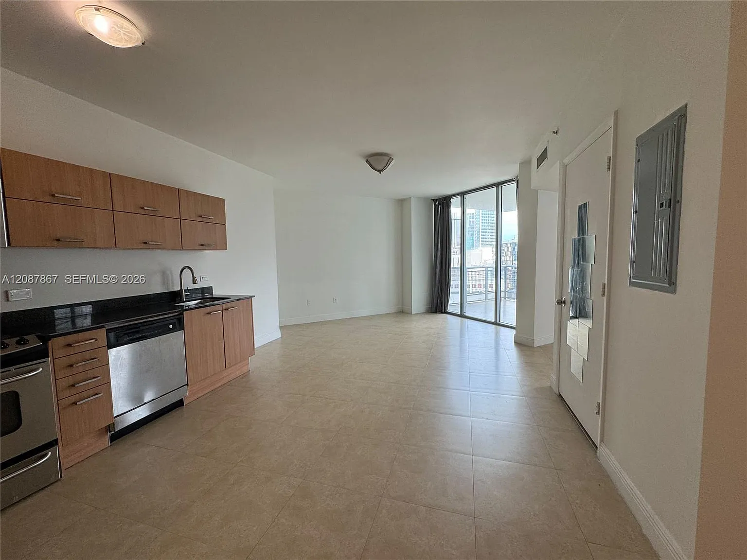 Wind Condo — Photo 2