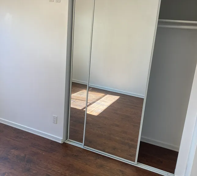 14273 Grammar Pl — Photo 4