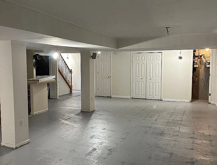 102 Coale Ave #1 — Photo 8