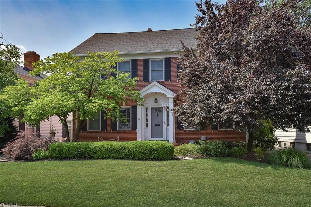 19415 Frazier Dr, Rocky River, OH 44116 Zillow
