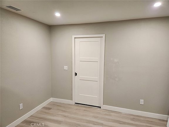 5th image of 24650 Myrna St