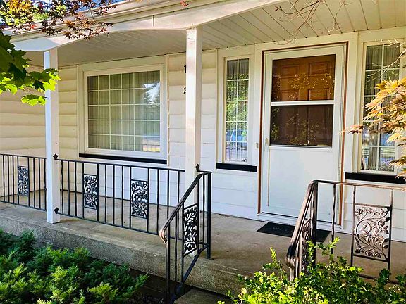 4th image of 2994 Continental Dr
