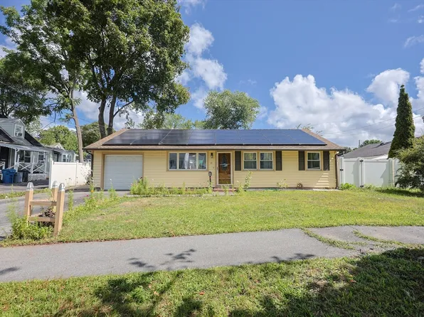 20 Beaconsfield St, Lawrence, MA 01843