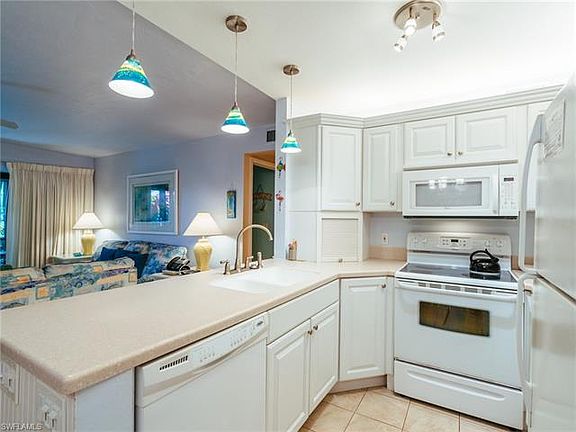 5th image of 845 E Gulf Dr #941