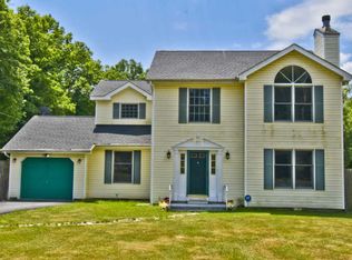 4954 Pine Ridge Dr W, Bushkill, PA 18324