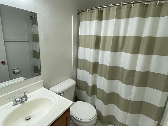 4th image of 2223 E Belleview Pl APT 307