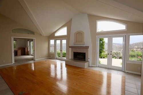 2nd image of 1595 Skyline Dr