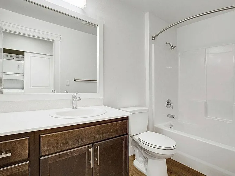Toscana Apartment Homes — Photo 12