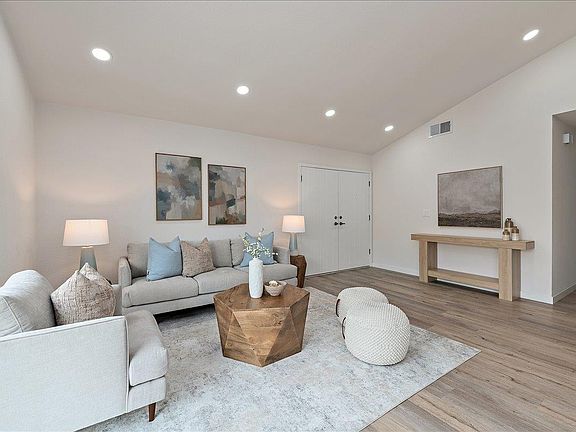 4th image of 4740 Clear River Ct