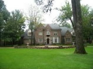 4681 Shady Grove Rd, Memphis, TN 38117