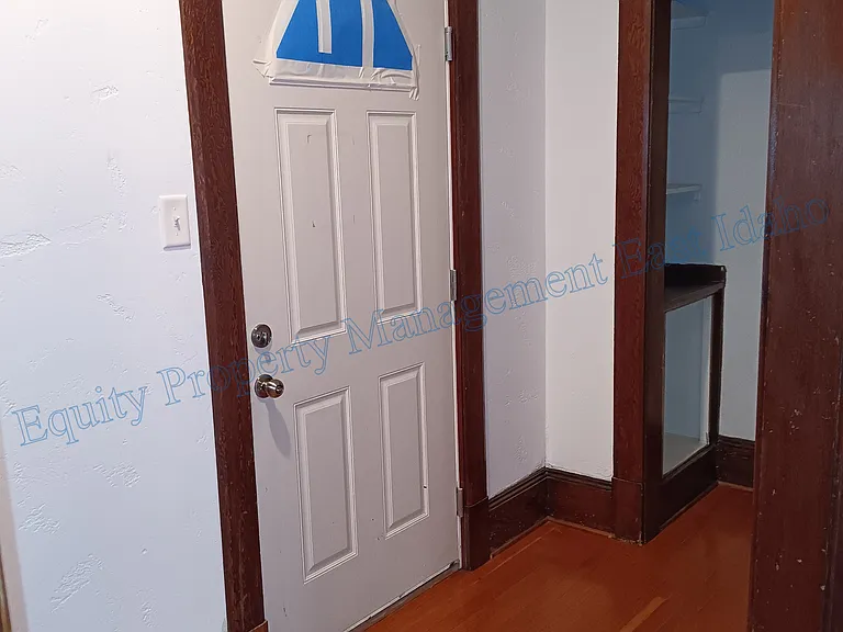 416 W Lewis St #114 — Photo 1