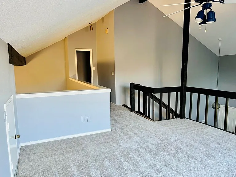 7627 Candlegreen Ln — Photo 35
