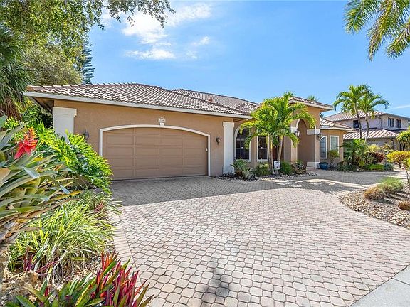 2nd image of 146 Windward Cay