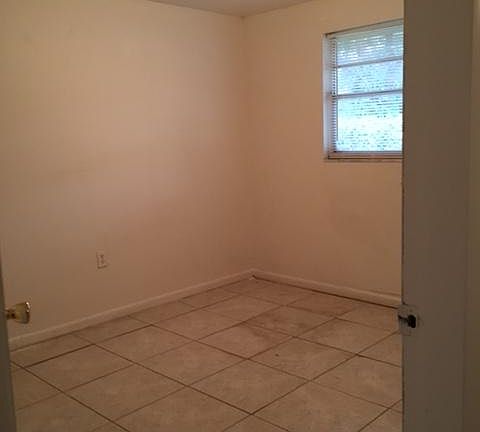 5th image of 1700 E Idell St APT A