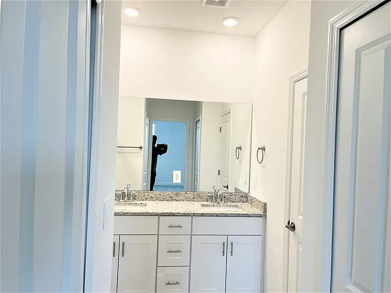 14237 Pine Lodge Ln — Photo 10