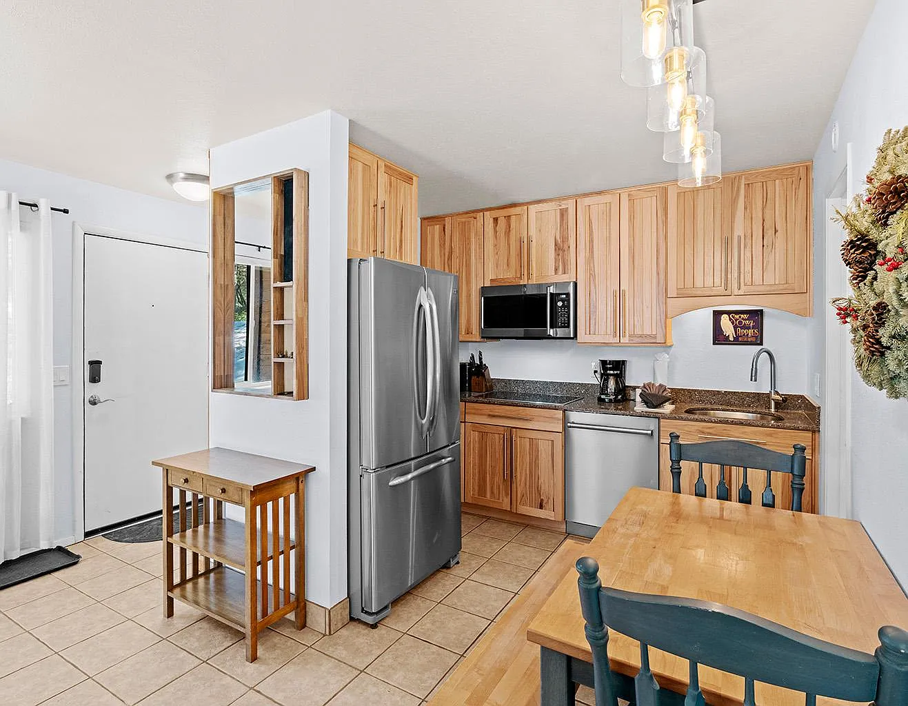 1 bed, 650 sqft, $2,000 — Photo 2
