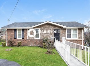 4150 Farmview Dr, Nashville, TN 37218