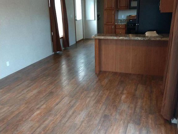 3rd image of 42 Winnie Ave #15