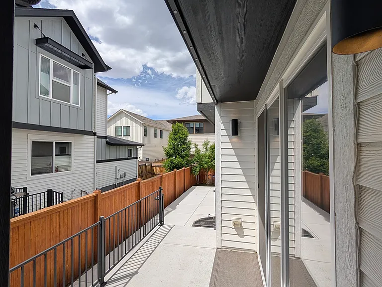 6356 N Emporia Ct — Photo 48