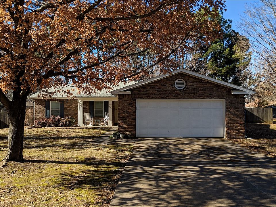 1st image of 3107 N Malinda Dr