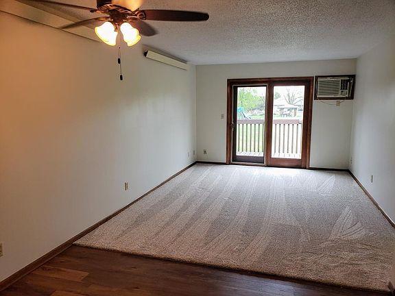 2nd image of 2110 14th Ave N APT 205