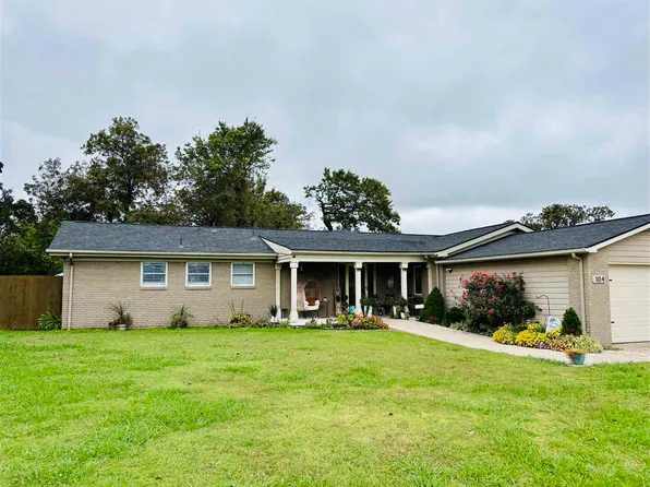 102 Oak Rd, Pawhuska, OK 74056