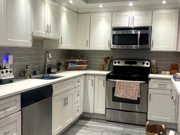 80 Beaumont St APT 106, Dorchester, MA 02124