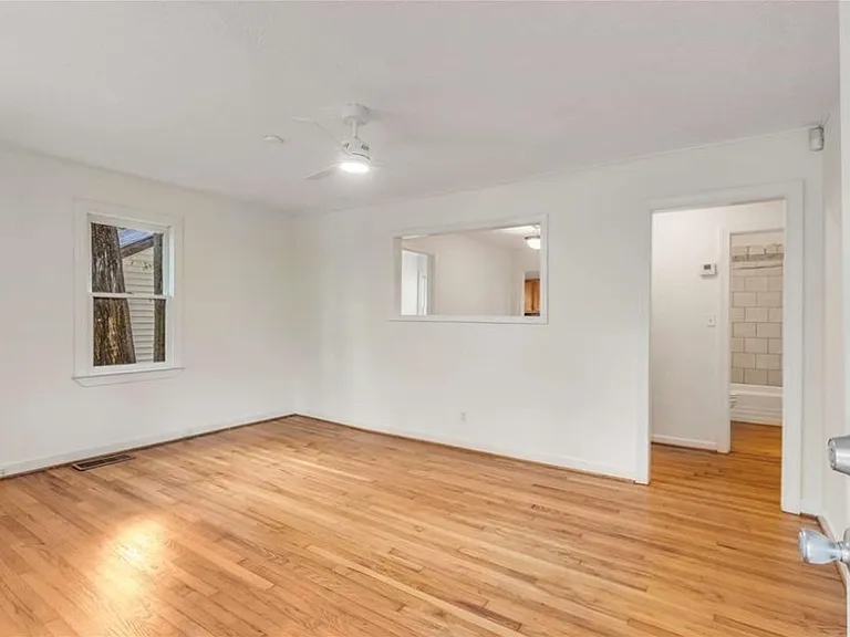 850 Flat Shoals Way — Photo 5