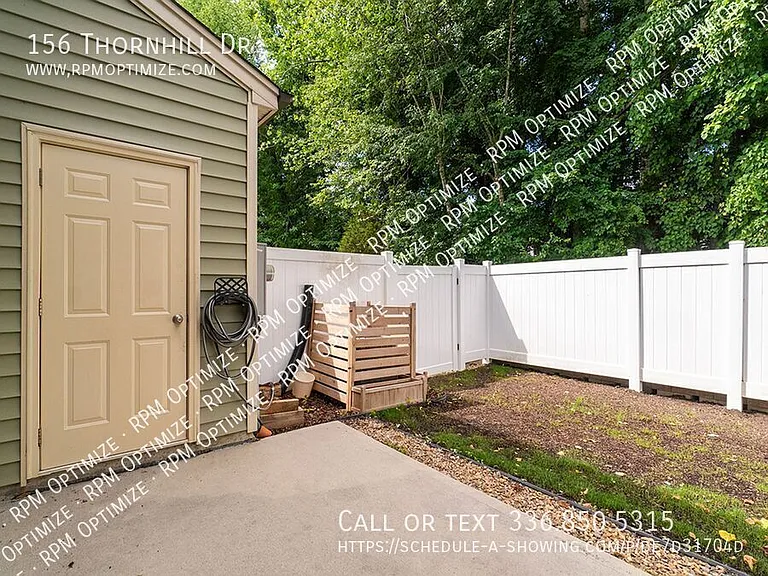 156 Thornhill Dr — Photo 38
