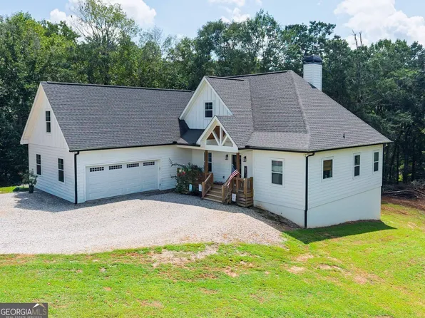 449 Captains Ct, Clarkesville, GA 30523