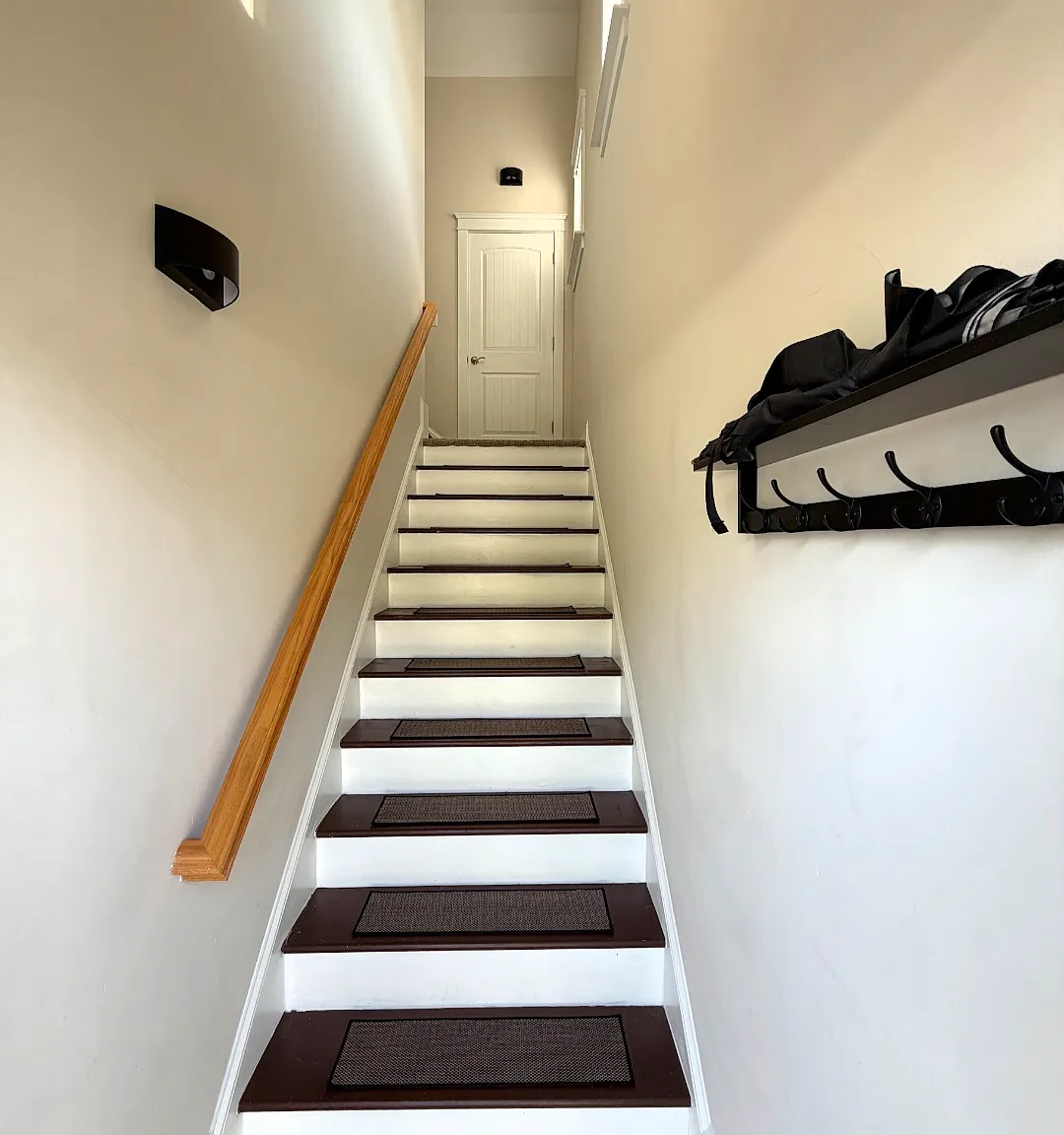 Studio, 400 sqft, $1,100 — Photo 4
