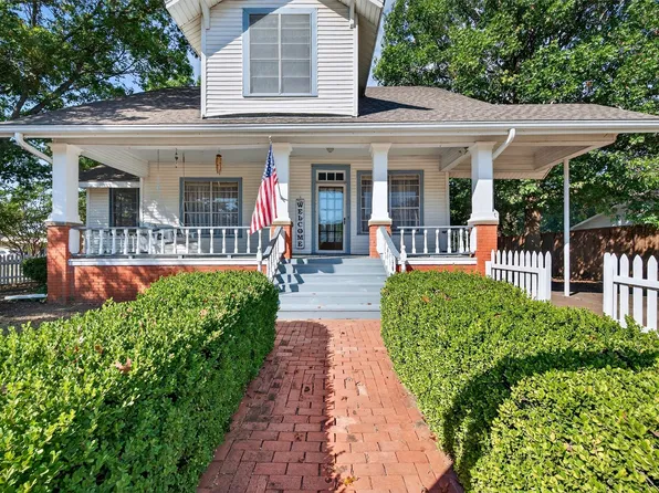 201 N Main St, Leonard, TX 75452
